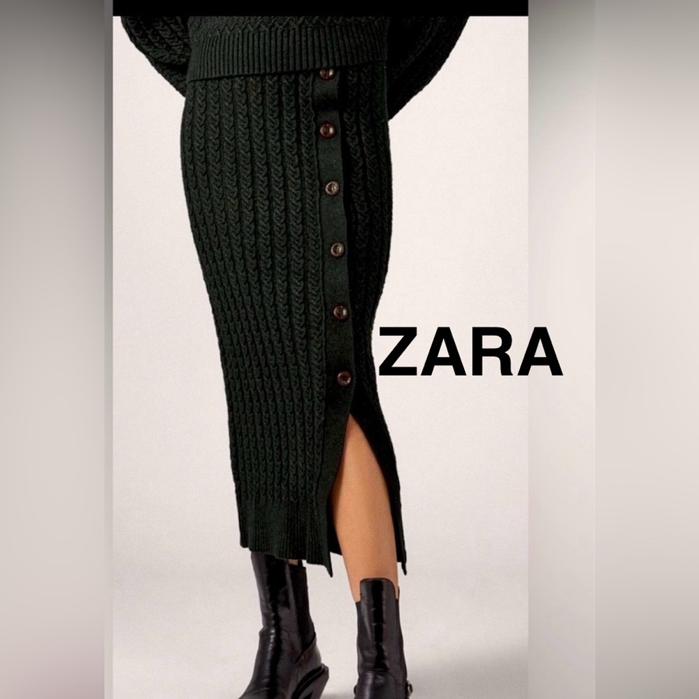 ZARA Charcoal Gray Sweater Skirt with Button Detail- Size M - NEW